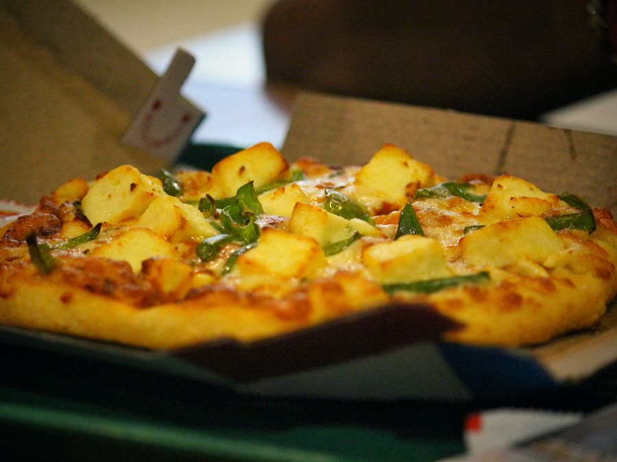Paneer Tikka Pizza